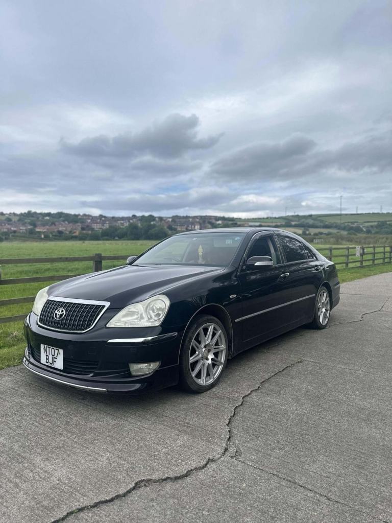 2007 Toyota Crown Majesta 4.3 V8 VVTI 3UZ Japanese Import - Automatic 