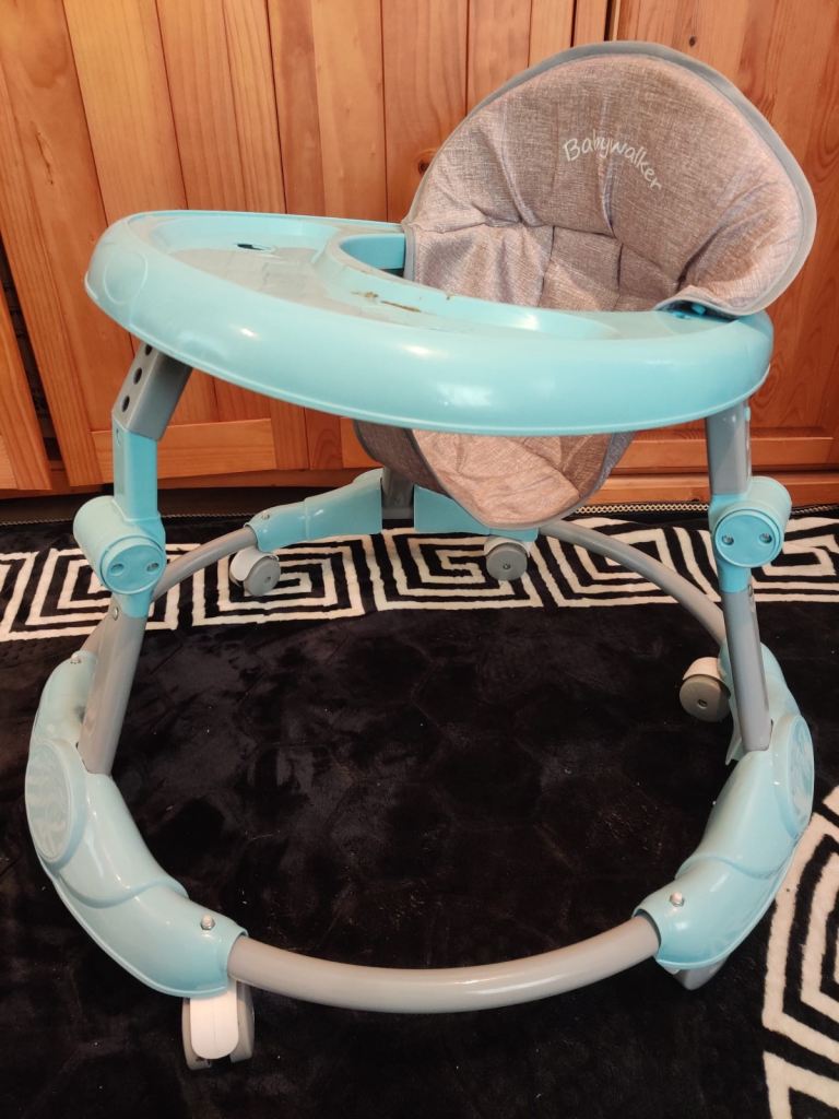 Baby walker 