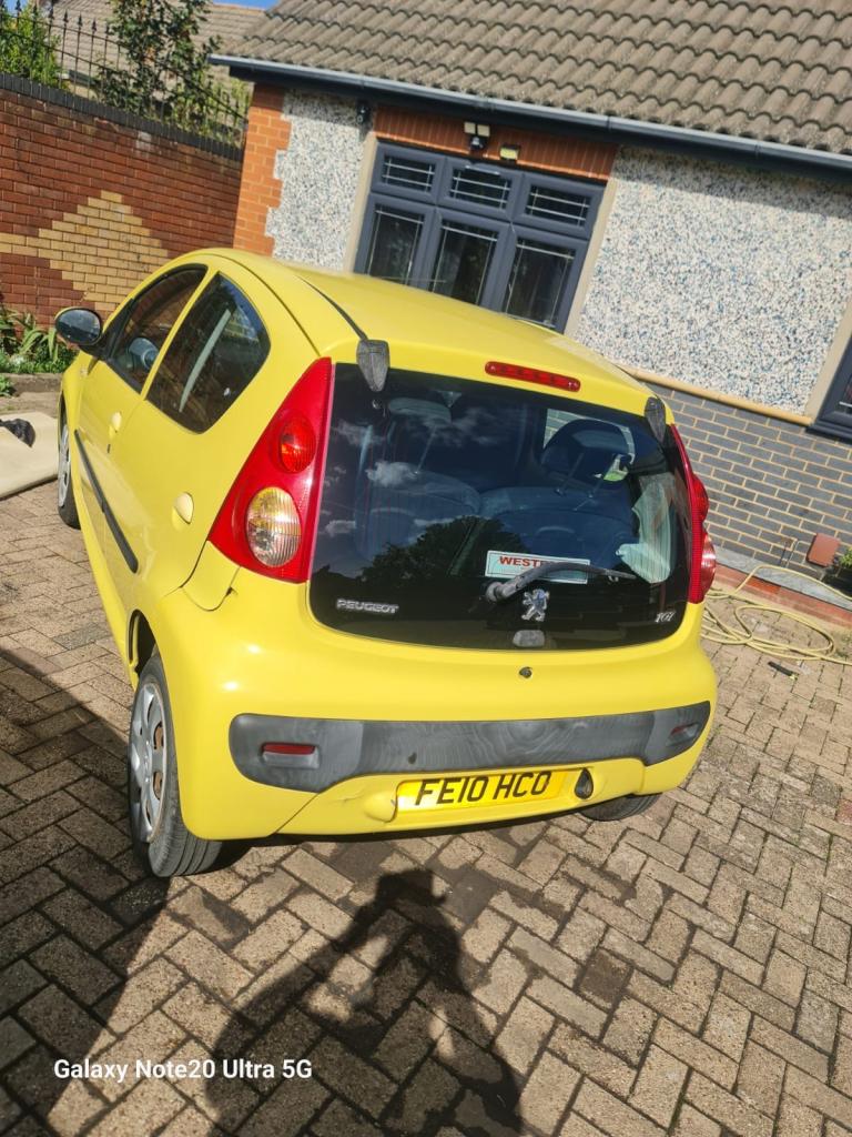 Peugeot, 107, Hatchback, 2010, Manual, 998 (cc), 5 doors