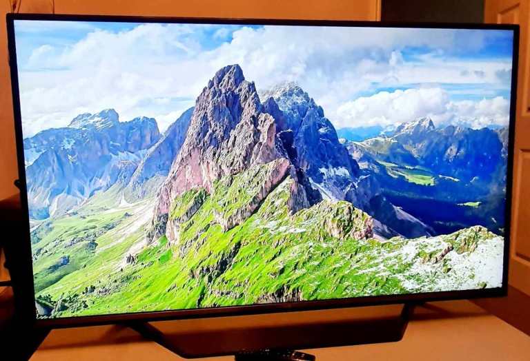 LG Smart 43inch 4K UHD HDR Tv with Voice Control Remote 