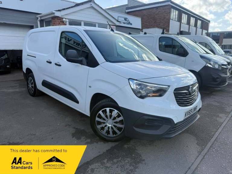 Vauxhall Combo L2H1 2300 EDITION S/S
