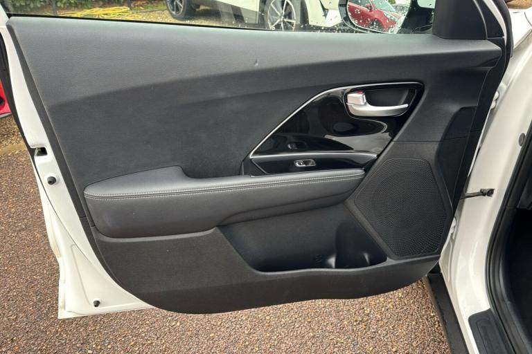  Kia Niro Hybrid 1.6 Gdi 2 Suv 5dr Petrol Hybrid Dct Euro 6 s/s 139 Bhp Petrol