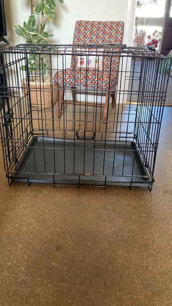 Dog crate