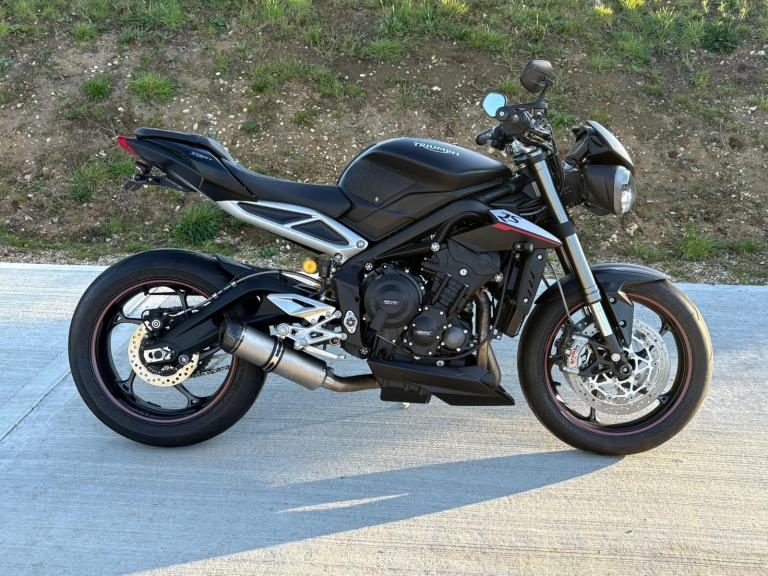 Triumph Street Triple 765 RS 