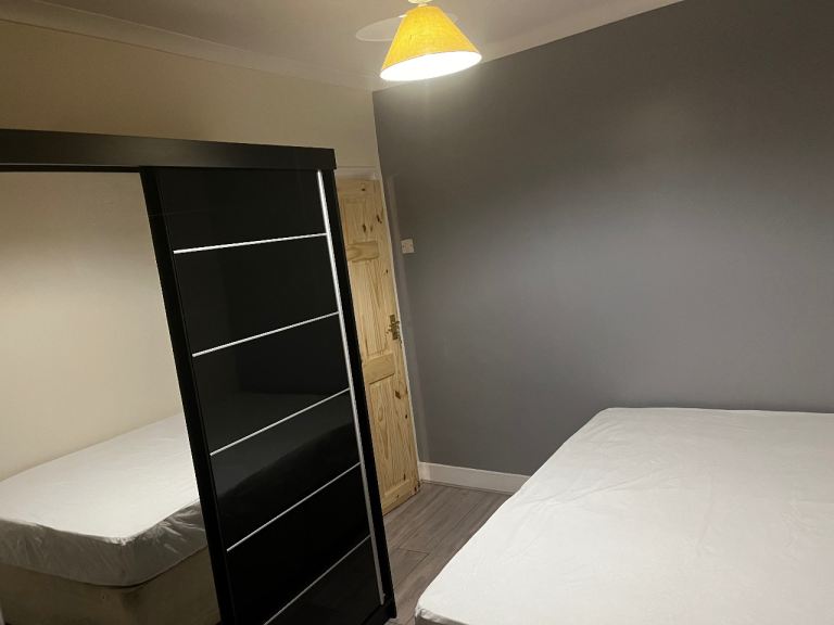 Double room for 1 person - Plaistow Station