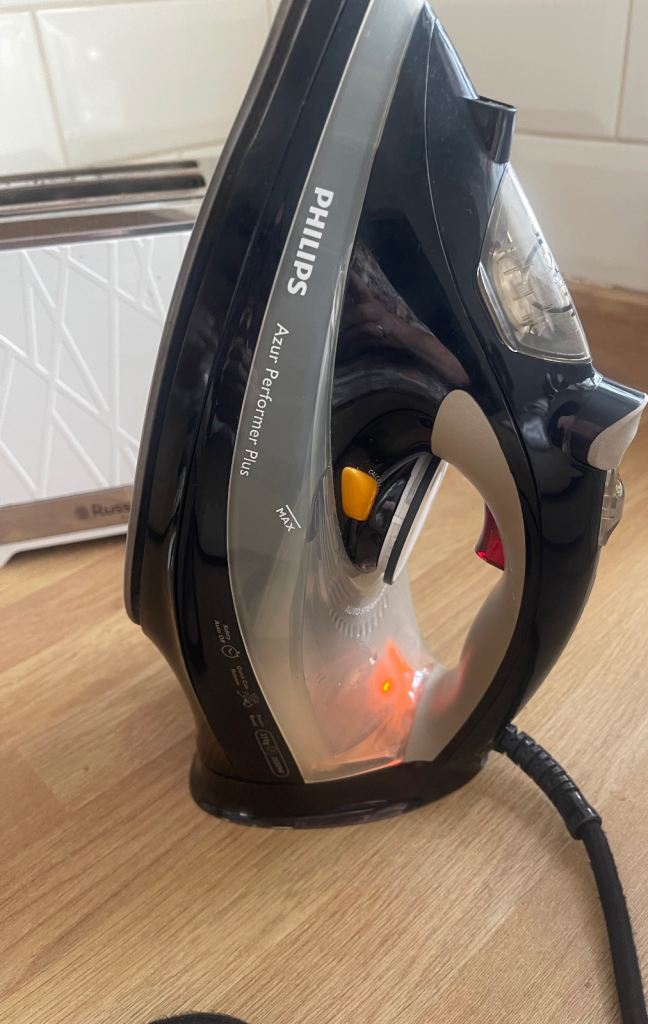 Philips Azur Performer Plus Steam Iron - Black, Good Condition