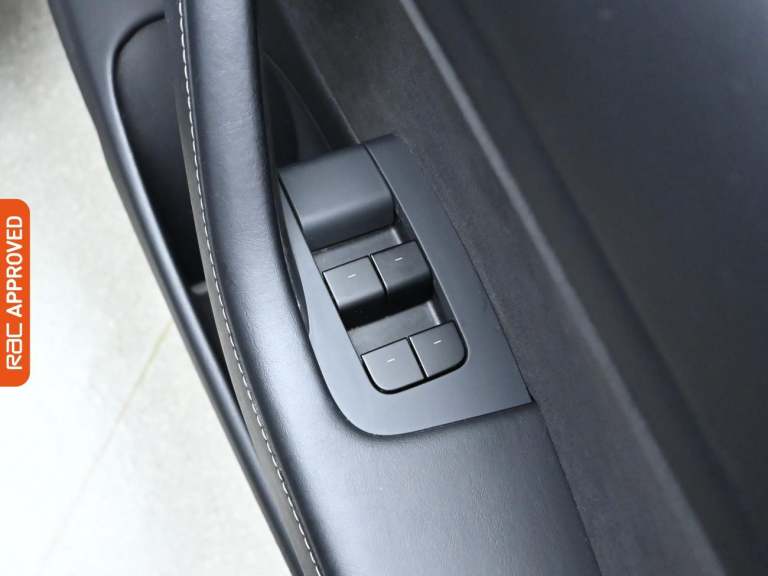 2020 Tesla Model 3 (Dual Motor) Long Range Saloon 4dr Electric Auto 4WDE (346 ps) Saloon ELECTRIC...