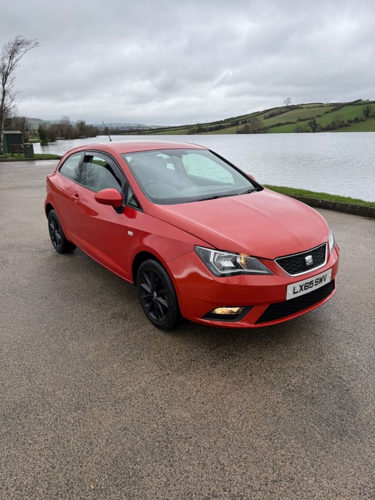 Seat, IBIZA, Hatchback, 2015, Manual, 999 (cc), 3 doors ( polo golf leon 208 corsa fiesta )