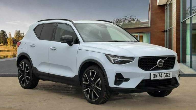 2024 Volvo XC40 2.0 B4P Ultra Dark 5dr Auto ESTATE PETROL Automatic
