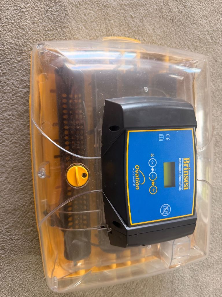 Incubator- Brinsea Ovation Advance