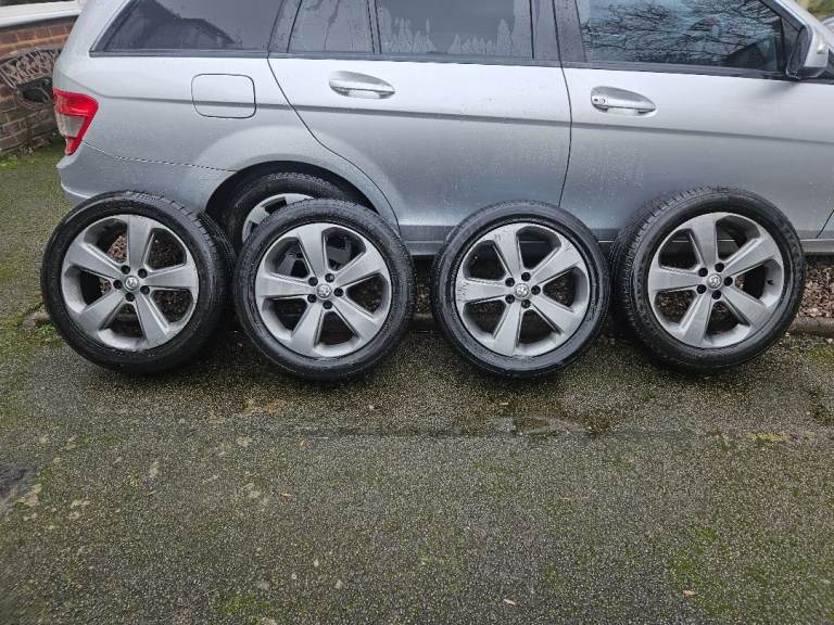 Vauxhall mokka 18in alloy wheels and tyres set 4 in grey 5 stud 