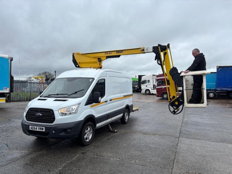 Transit cherry picker 3.5 ton 13.5 meter versalift Other