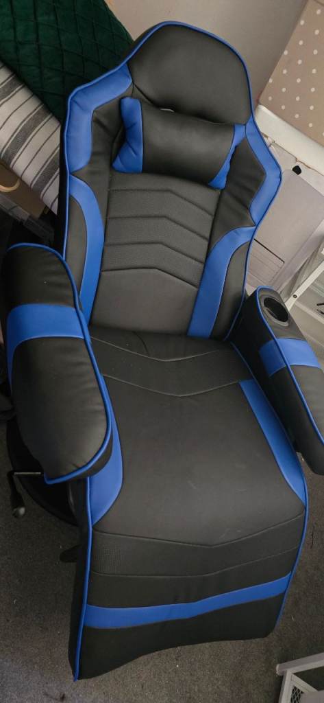 Gaming chair