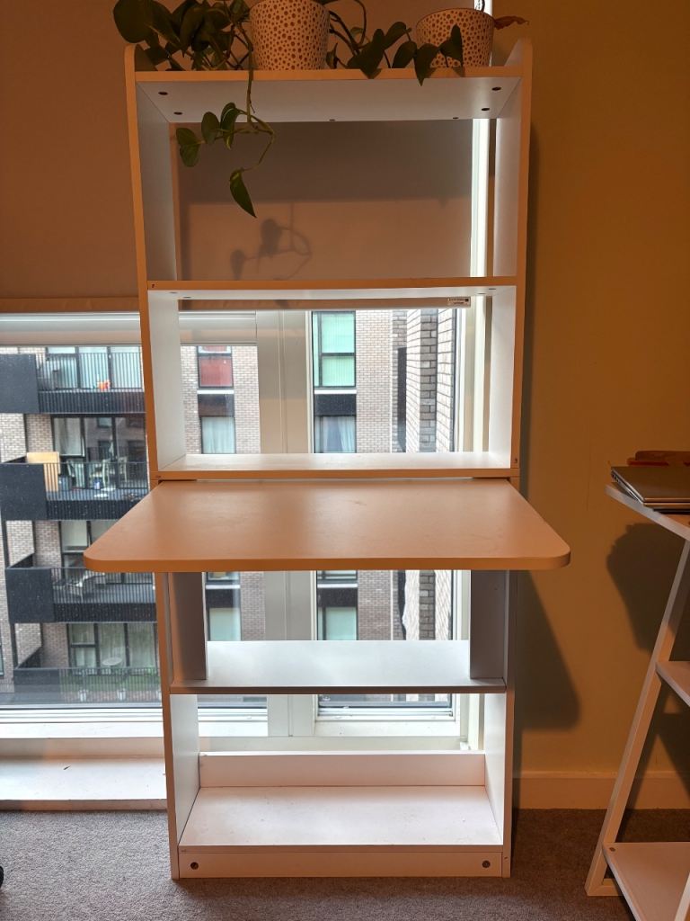 Bookshelf