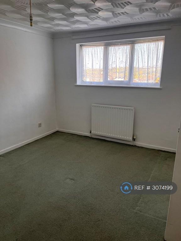 3 bedroom house in Wiltshire Close, Chatham, ME5 (3 bed) (#3074199)