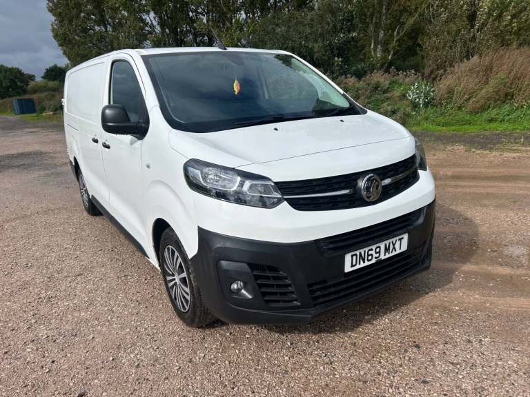 2019 Vauxhall Vivaro 2900 1.5d 100PS Dynamic H1 Van PANEL VAN Diesel Manual