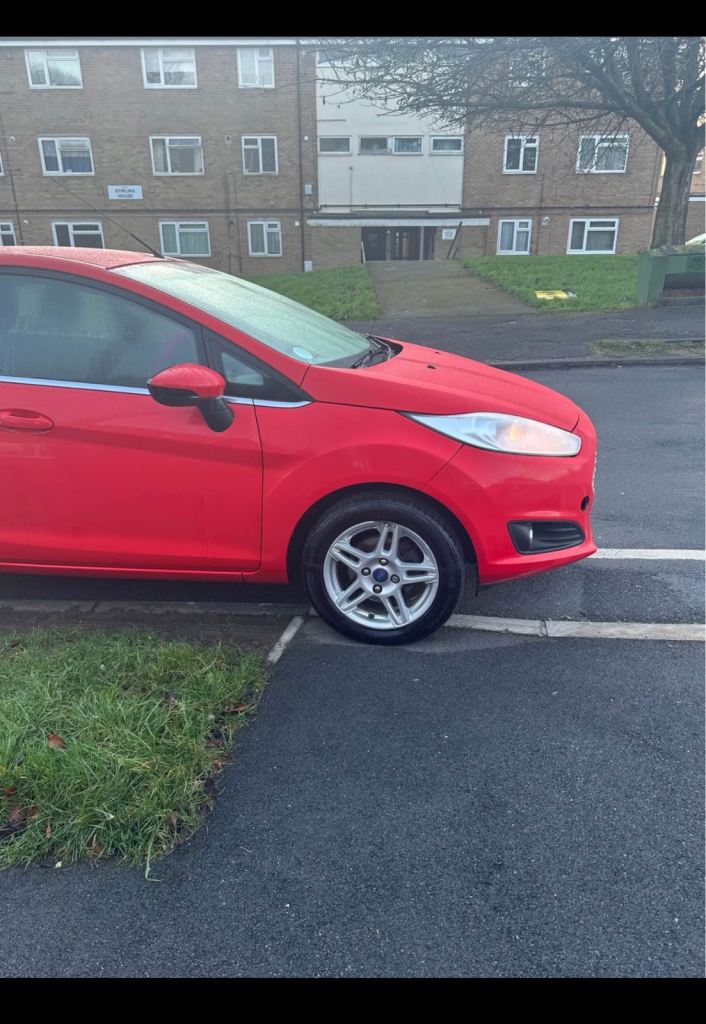 Ford, FIESTA, Hatchback, 2013, Semi-Auto, 1597 (cc), 5 doors