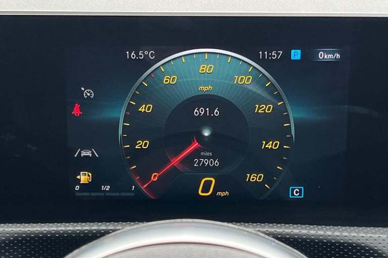 2020 Mercedes-Benz A-Class A180 AMG Line Executive NAVIGATION, HEATED SEATS, REAR CAMERA! Manual ...