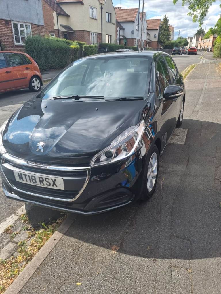 Peugeot, 208, Hatchback, 2018, Manual, 1199 (cc), 5 doors