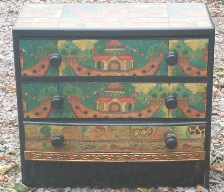 Unique, Vintage, Mid-Century chest of drawers, with a ‘Noah’s Ark’ decoupage.