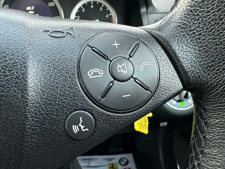 2007 Mercedes-Benz C Class 1.8 C200K Elegance Auto Euro 4 4dr Petrol Automatic