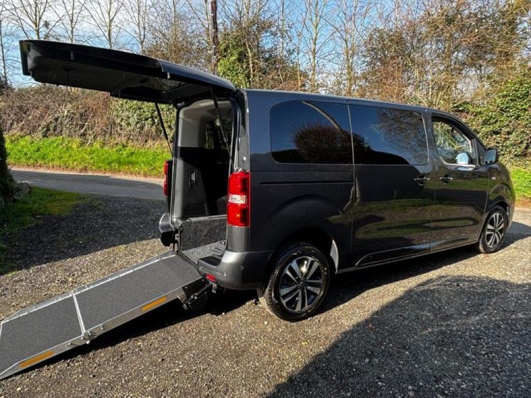  Citroen Space-tourer 2.0 BlueHDi 180 Max 5dr AUTOMATIC WHEELCHAIR ACCESSIBLE