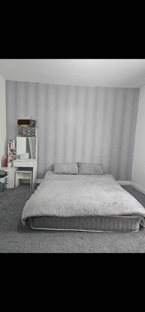 Room to rent 