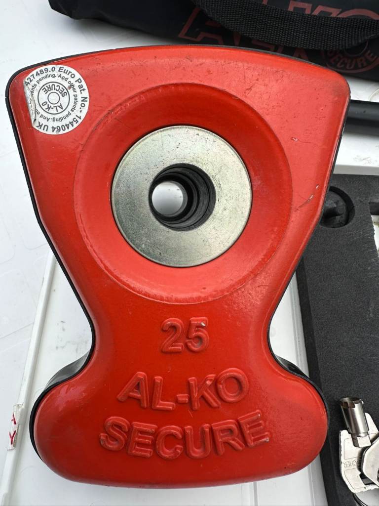 AL-KO Secure Wheel Lock Kit No 25