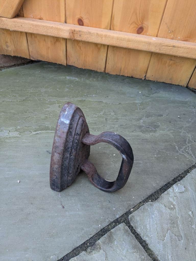Antique cast iron flat iron