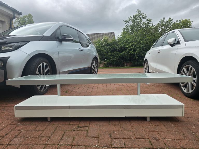 High quality Dwell TV unit