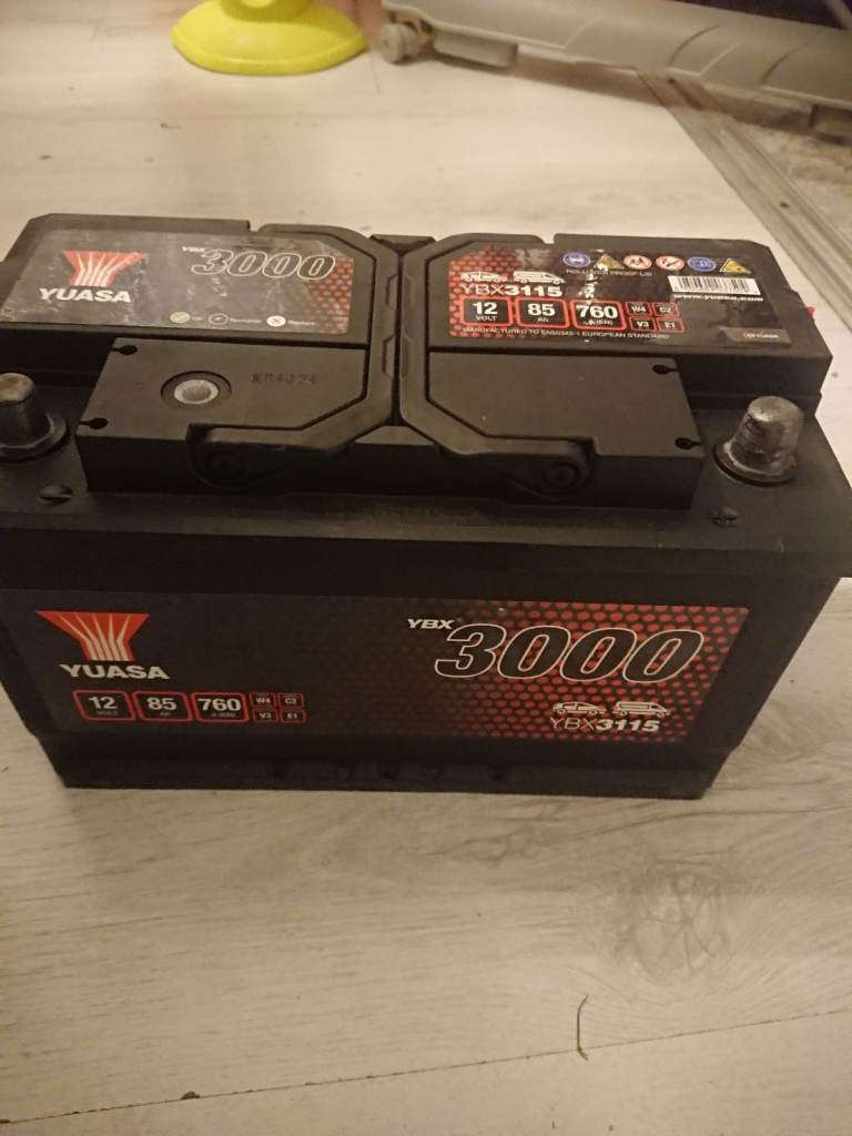 Like new car or van battery yuasa 12v 85ah 760a