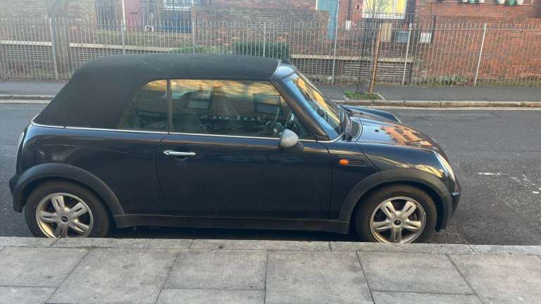 2006 MINI Convertible 1.6 One Manual, 1598 (cc), 2 doors