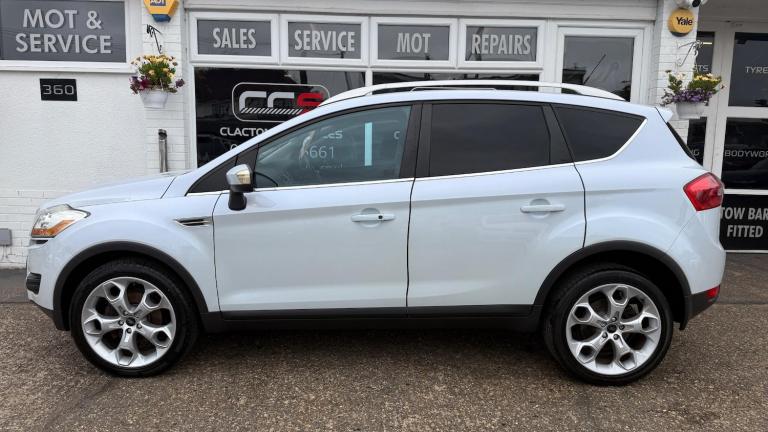 2010 Ford Kuga 2.5T Titanium AWD Euro 4 5dr ESTATE Petrol Manual