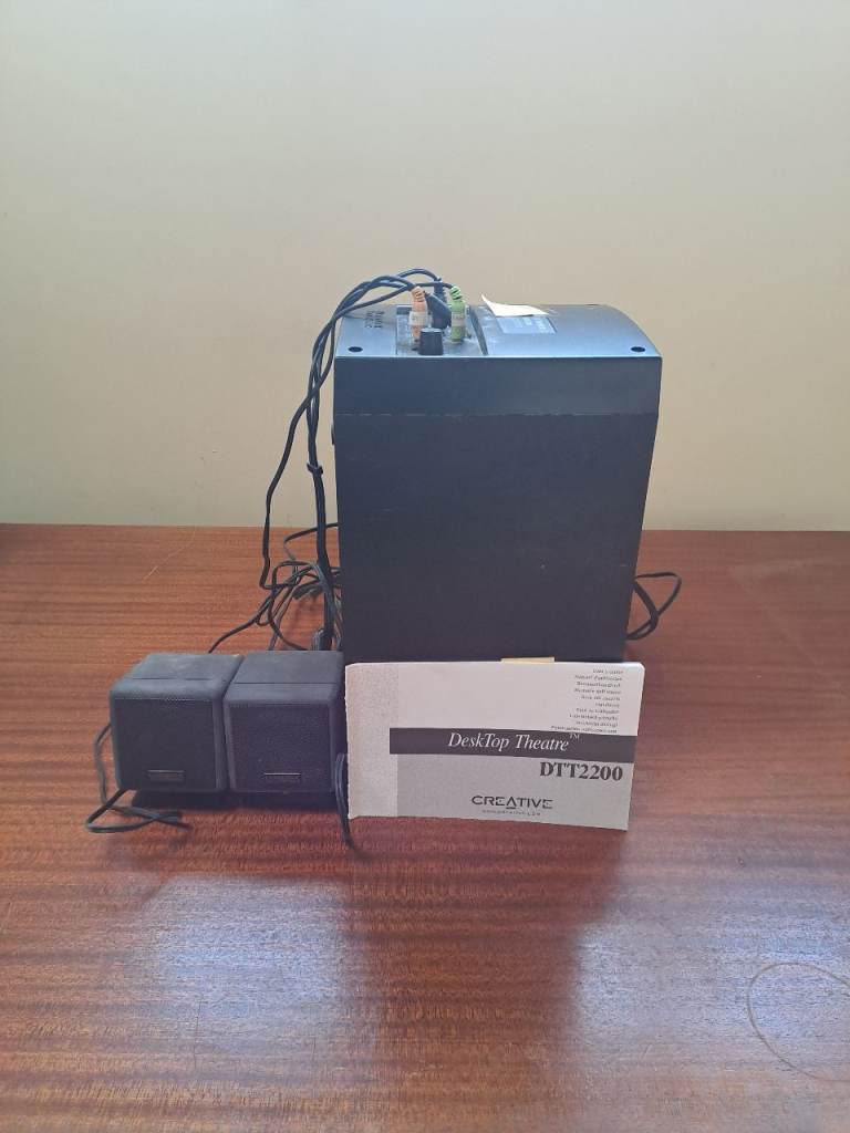 Creative DeskTop Theatre DZTT2200