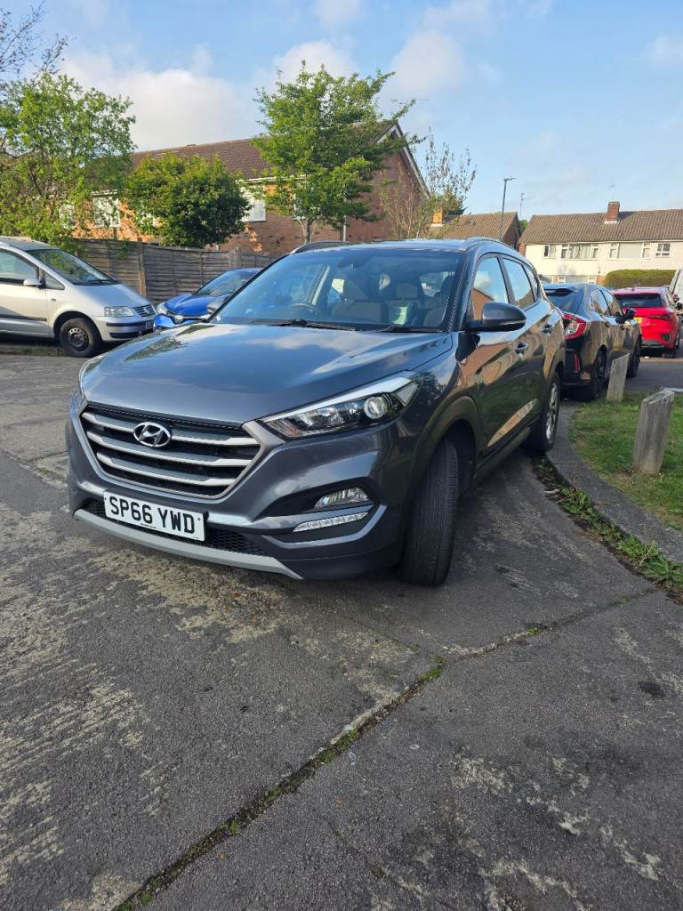 Hyundai, TUCSON, Estate, 2016, Manual, 1685 (cc), 5 doors