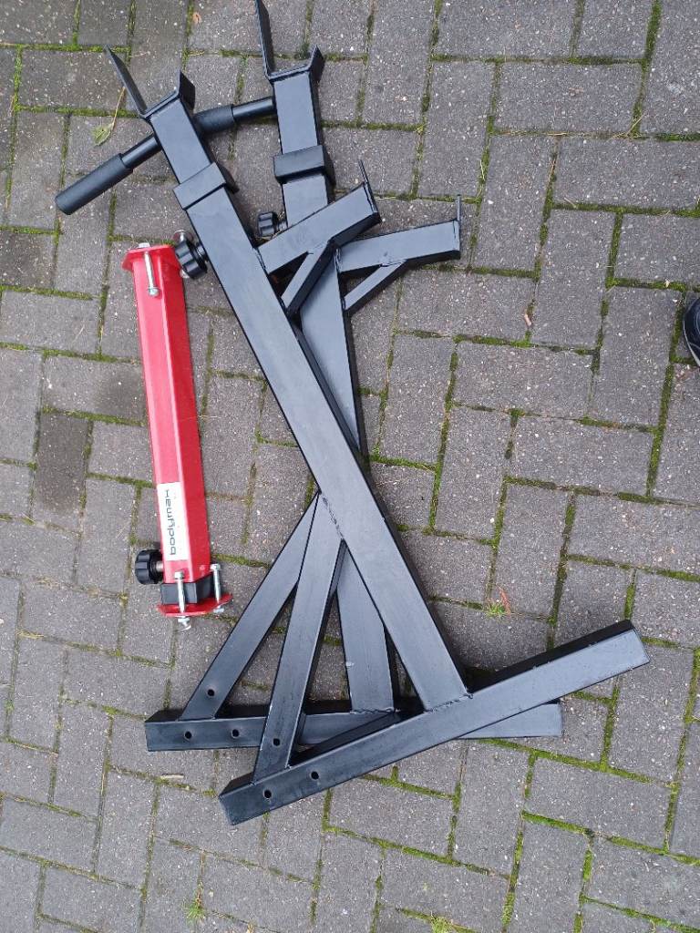 BODYMAX CF315 WEIGHTS SQUAT STANDS & DIP RACK