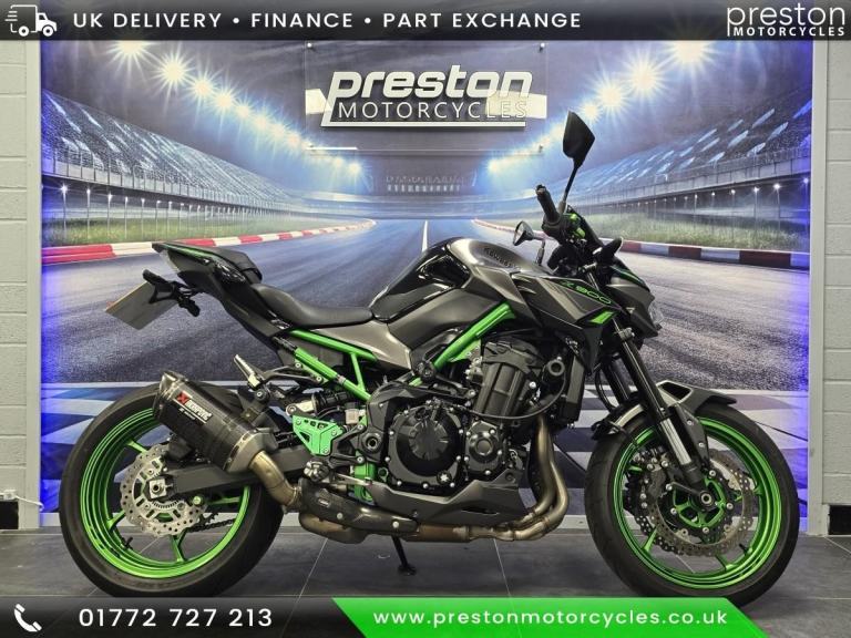 KAWASAKI Z900