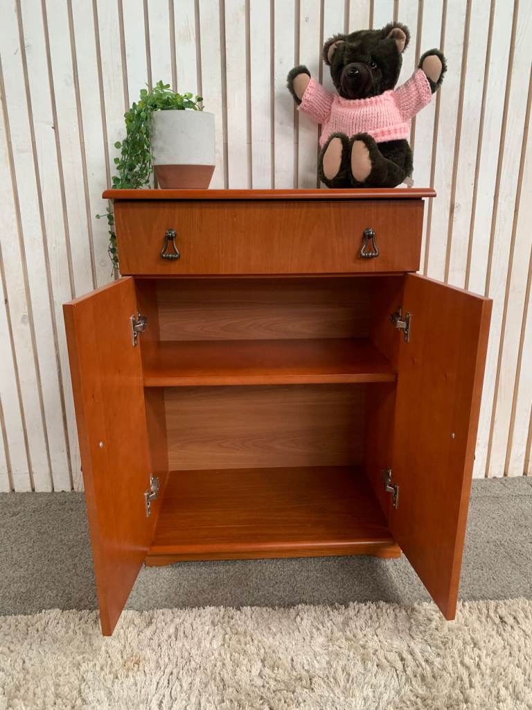 Cupboard with 1 Drawer and 2 Doors Brown wood .
