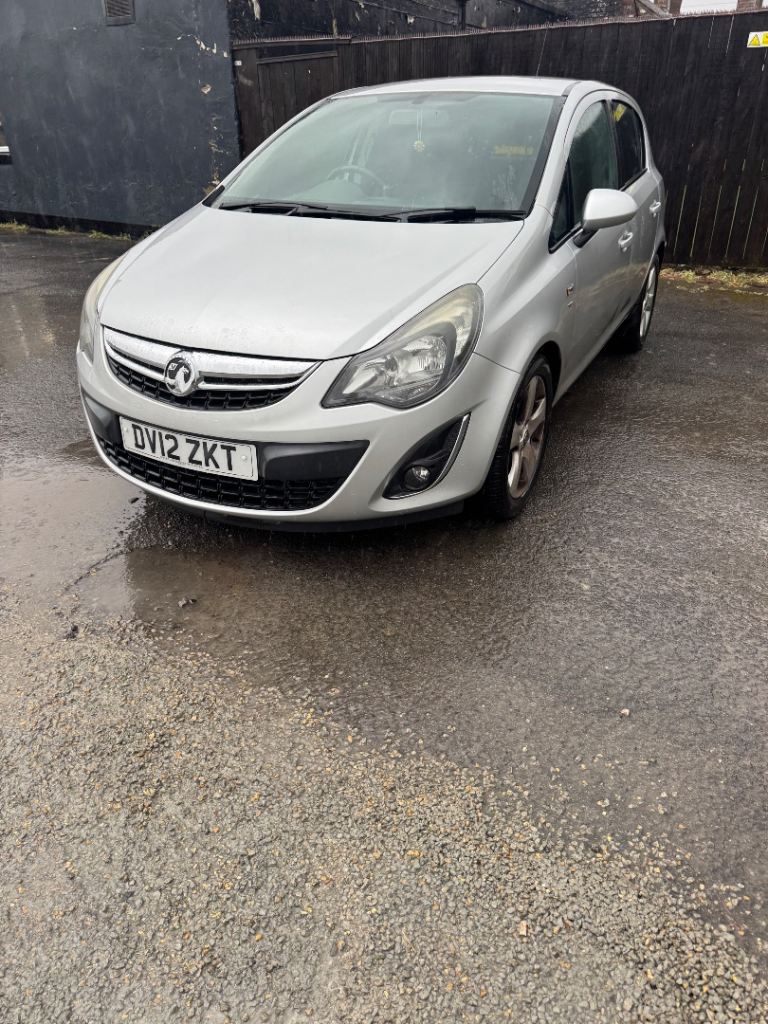 Corsa 1.2 sxi low mileage 