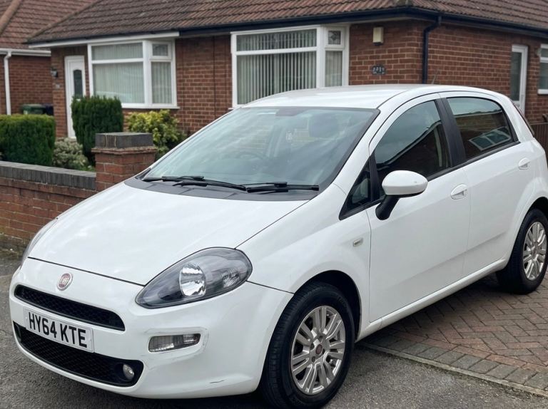 2014 fiat Punto 1.4 petrol 5 door   82000 miles only 