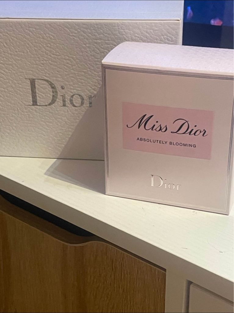 Miss Dior Absolutely Blooming 100 ml edp excellent gift 