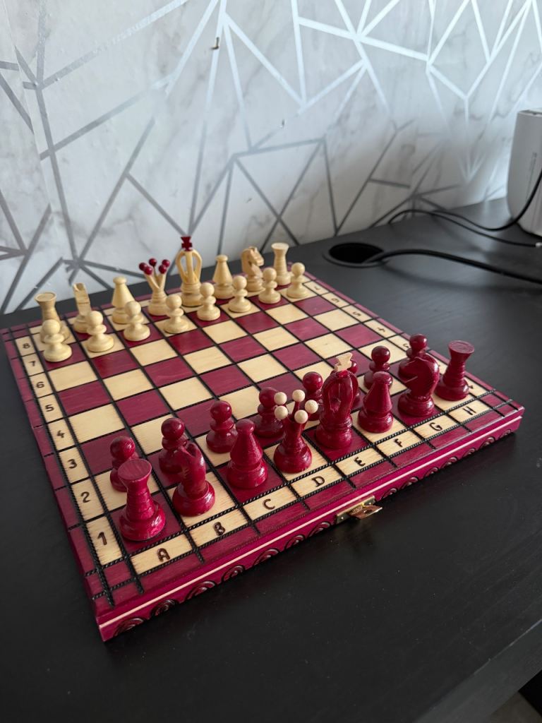 Wooden Burgundy Chess Set 