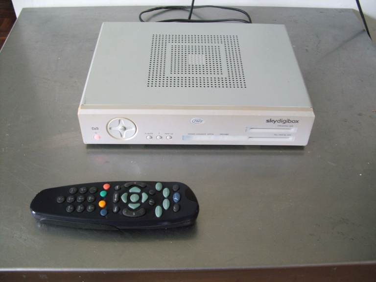Satellite TV receiver