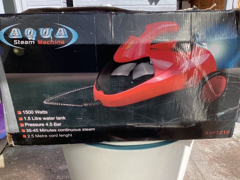 AQUA Steam Machine AGP1210 - New in Box, Red