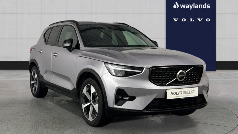 2025 Volvo XC40 B3 Plus, Mild hybrid, Petrol, Dark(Heated seats, Carplay,) Estate Petrol Automatic