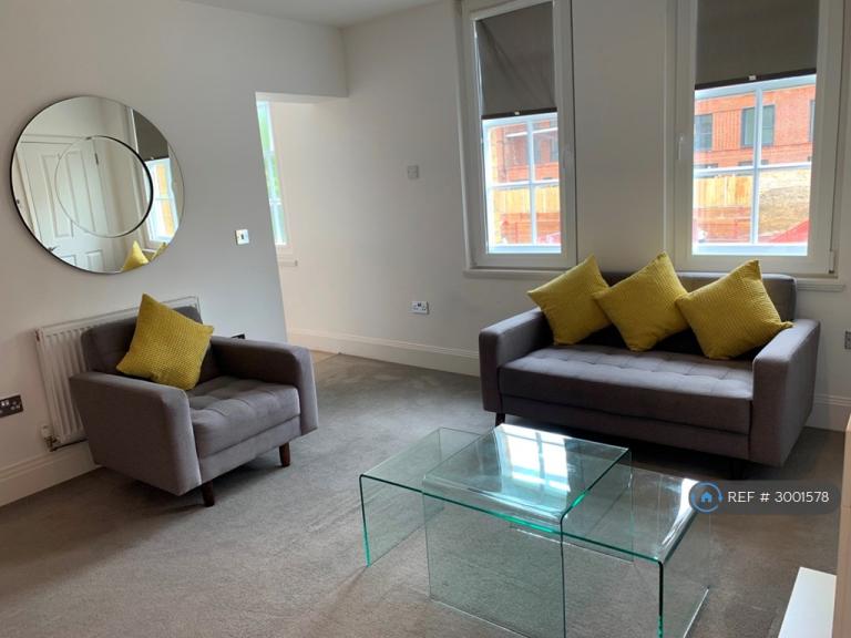 1 bedroom flat in Fire Station, London, SE18 (1 bed) (#3001578)