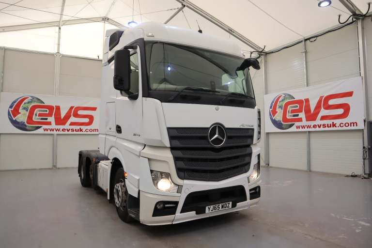 2015 (65 PLATE) Mercedes Benz Actros 2545 6x2 Euro 6 Tractor Units