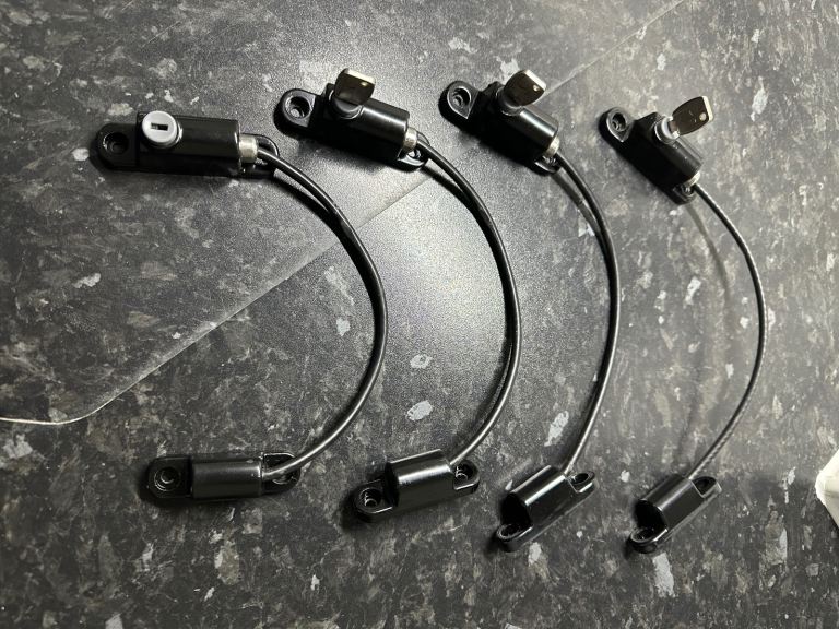 Doors or window heavy duty used security locks