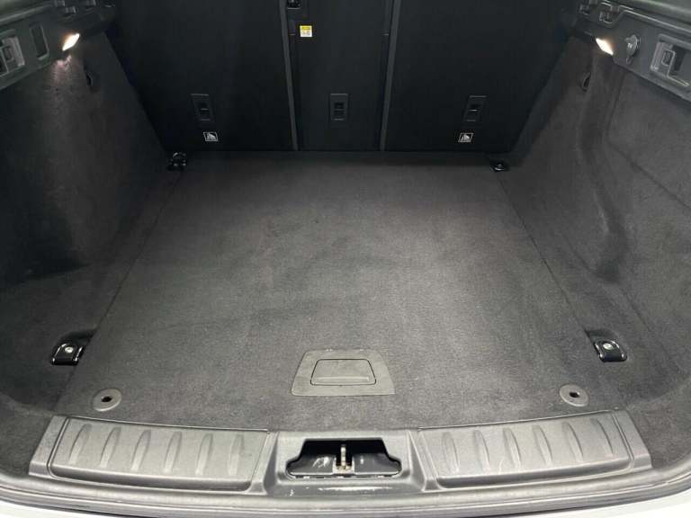 2016 Jaguar F-Pace 3.0d V6 S 5dr Auto AWD ESTATE DIESEL Automatic