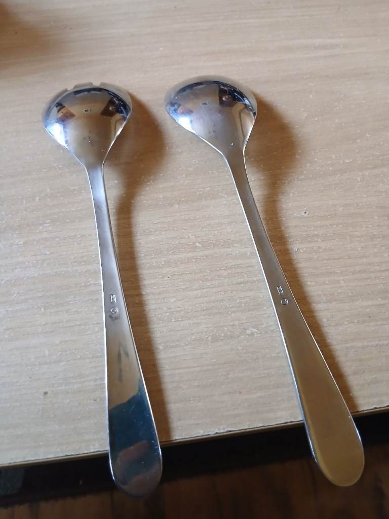 Long handled salad utensils